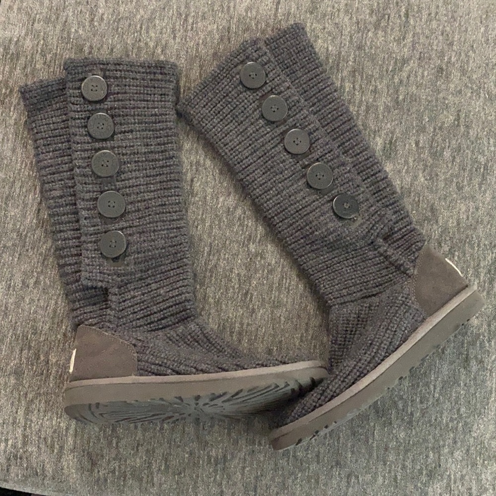 Classic UGG Cardigan Tall Boot size 7